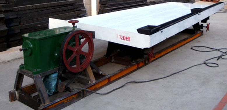 Shaking Table Image 
